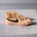 Sneaker high top minimal