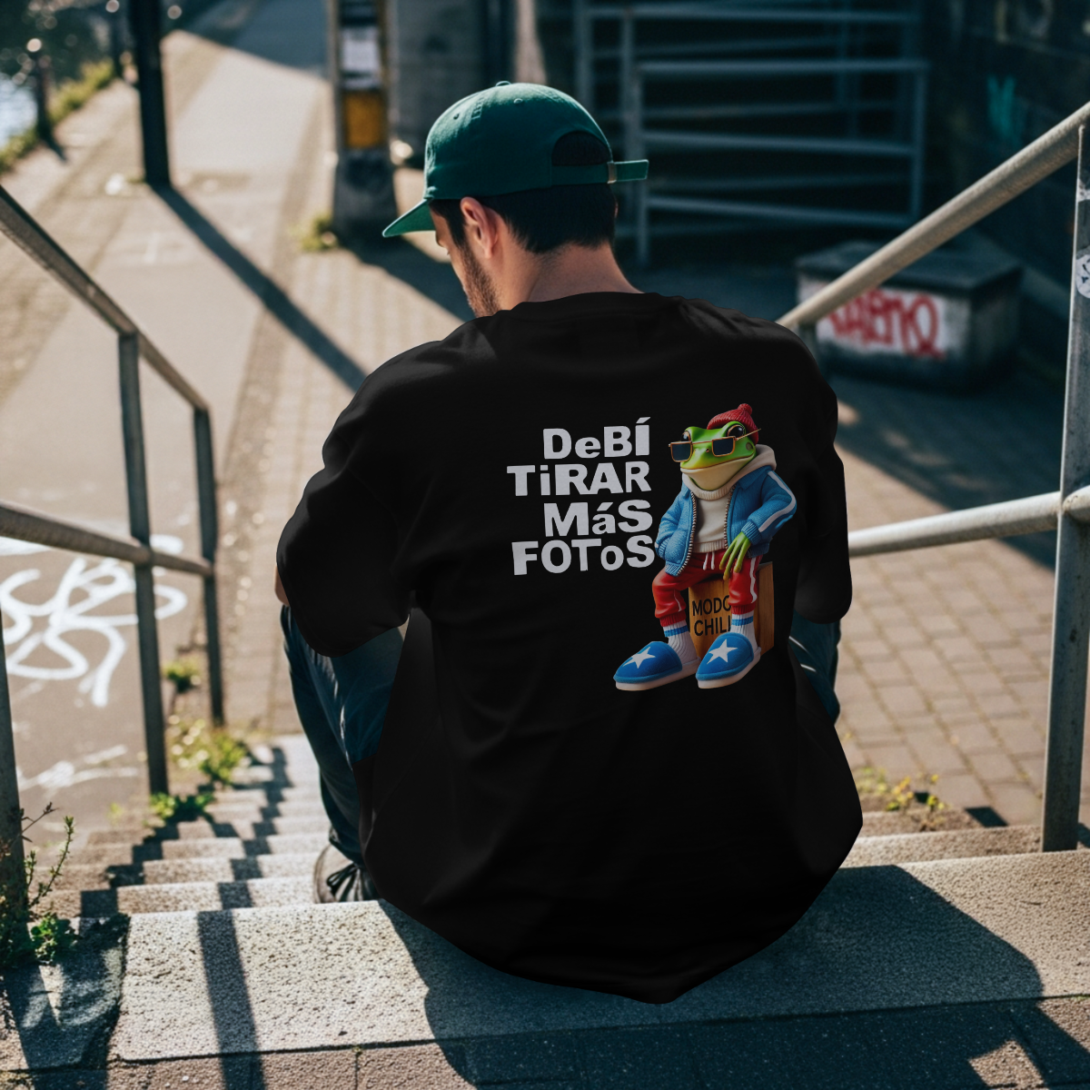 Playera Streetwear “Debí Tirar Más Fotos”