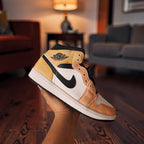 Sneaker naranja mid